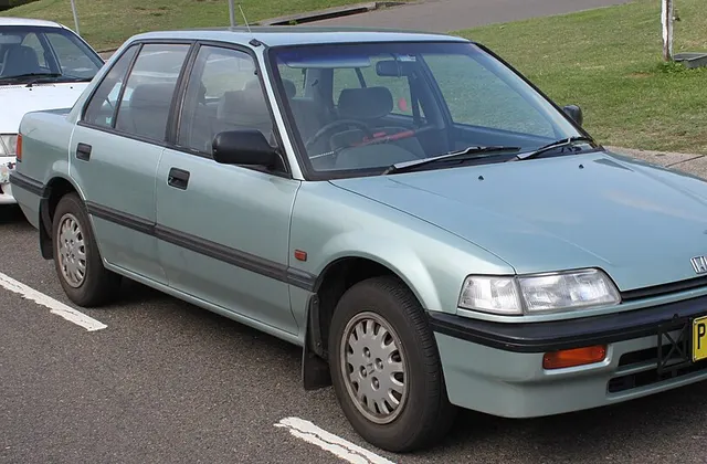 ภาพ: Jeremy from Sydney, Australia · CC BY 2.0 · Wikimedia Commons Honda Civic EF (1988–1991)