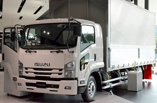 Isuzu FRR