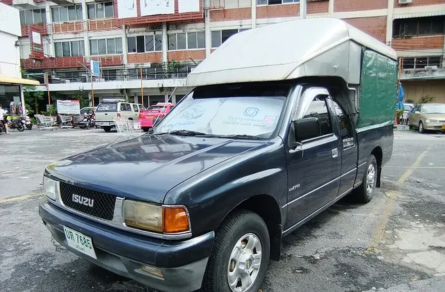 Isuzu TFR TFR มังกรทอง/ดราก้อนอาย (1988–2002)