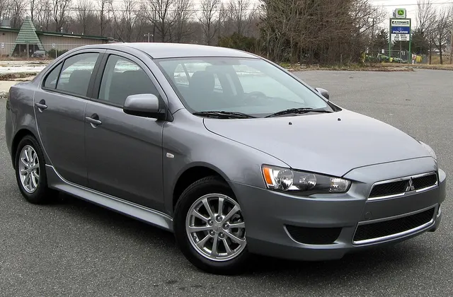 ภาพ: IFCAR · Public domain · Wikimedia Commons Mitsubishi Lancer EX CY (2009–2015)