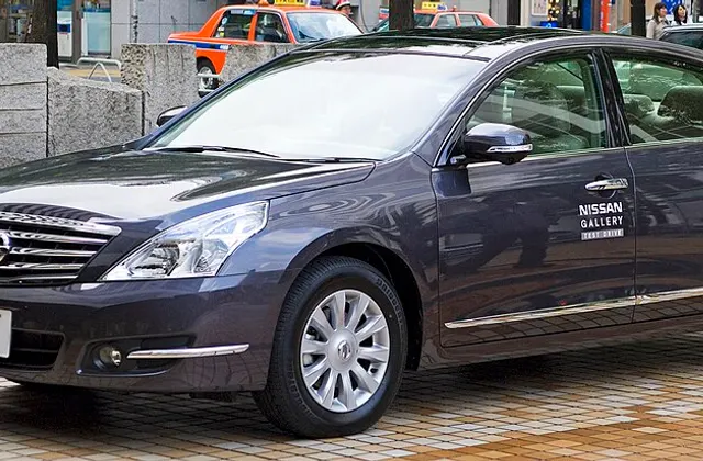 ภาพ: Hatsukari715 · Public domain · Wikimedia Commons Nissan Teana J32 (2009–2013)