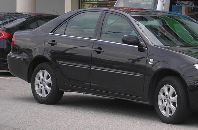 Toyota Camry ACV30 (2002–2006)