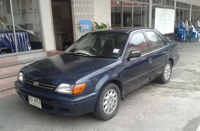 Toyota Soluna AL50 (1997–2002)